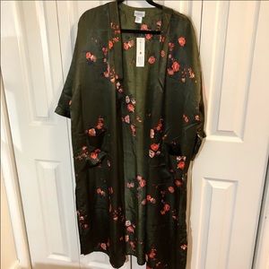 🌸Beautiful Green & Cherry Blossoms Kimono🌸